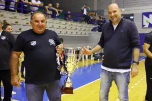 H απονομή και το πάρτι των κοριτσιών της Νεάπολης! (φώτος)