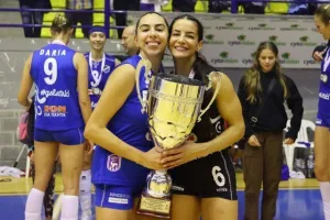 H απονομή και το πάρτι των κοριτσιών της Νεάπολης! (φώτος)