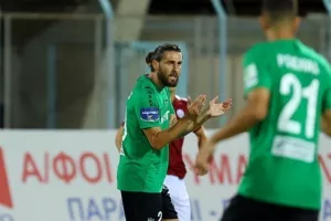 ΕΝΠ - Ολυμπιακός: Βυσσινί ανατροπή και πολύτιμο τρίποντο! (φώτος)