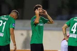 ΕΝΠ - Ολυμπιακός: Βυσσινί ανατροπή και πολύτιμο τρίποντο! (φώτος)