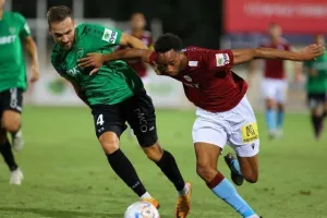ΕΝΠ - Ολυμπιακός: Βυσσινί ανατροπή και πολύτιμο τρίποντο! (φώτος)