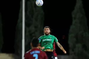 ΕΝΠ - Ολυμπιακός: Βυσσινί ανατροπή και πολύτιμο τρίποντο! (φώτος)