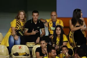 (ΦΩΤΟΣ) Ο κόσμος στο Τσίρειο 