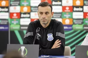 Νταβίντ Καταλά: "Ξεκάθαρος στόχος η νίκη-Δεν πρέπει να δεχθούμε γκολ"