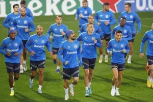 To KERKIDA στο "Košická Futbalová Aréna"- Η προπόνηση του Απόλλωνα (βίντεο/φώτος)