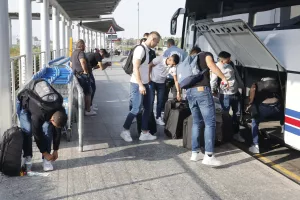 ΦΩΤΟΣ/Πέταξε για Ολλανδία ο Απόλλωνας - Μαζί του το kerkida.net