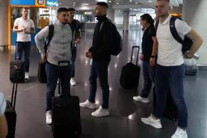 ΦΩΤΟΣ/Πέταξε για Ολλανδία ο Απόλλωνας - Μαζί του το kerkida.net