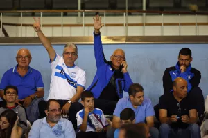 (Φωτορεπορτάζ) Ο κόσμος στο "Τσίρειο"