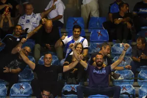 (Φωτορεπορτάζ) Ο κόσμος στο "Τσίρειο"