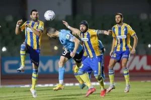 Απόλλων - ΑΠΟΕΛ: Στις καθυστερήσεις... σπουδαίο "διπλό" με Μαρκίνιος! (φώτος)