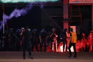 Aπόλλων - ΑΠΟΕΛ: Επεισόδια πριν, κατά τη διάρκεια και μετά το τέλος του ντέρμπι