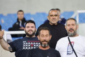 Απόλλων - Άλκμααρ: ΠΡΩΤΗ νίκη με Ρομπέρζ και... μέσα στην πρόκριση! (Φώτος)
