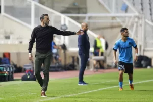 Απόλλων - Άλκμααρ: ΠΡΩΤΗ νίκη με Ρομπέρζ και... μέσα στην πρόκριση! (Φώτος)