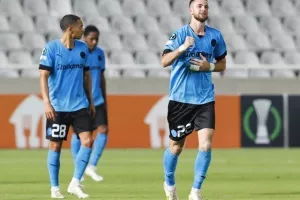 Απόλλων - Άλκμααρ: ΠΡΩΤΗ νίκη με Ρομπέρζ και... μέσα στην πρόκριση! (Φώτος)