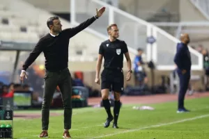 Απόλλων - Άλκμααρ: ΠΡΩΤΗ νίκη με Ρομπέρζ και... μέσα στην πρόκριση! (Φώτος)