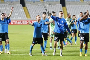 Έγιναν... "1" παίκτες και κόσμος: "Θρύλε μπορείς να προκριθείς!" (Φώτος/Βίντεο)