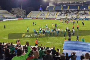 ΒΙΝΤΕΟ παίκτες-οπαδοί/Το “Άρης-Άρης” ήχησε δυνατά!