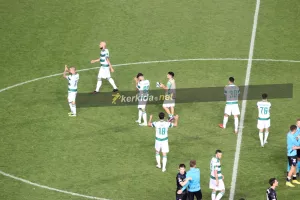 Χειροκρότημα από τους Ομονοιάτες (βίντεο)