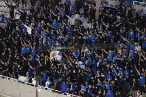 Έμειναν στη Νότια και τραγουδούσαν οι "Μαχητές" (βίντεο/φώτος)