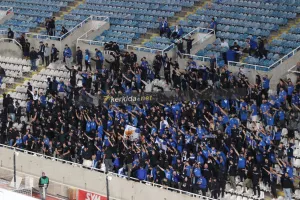 Έμειναν στη Νότια και τραγουδούσαν οι "Μαχητές" (βίντεο/φώτος)