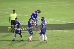 Χατ-τρικ ο Φερέιρα και... Respect σε Ουάρντα (φώτος)