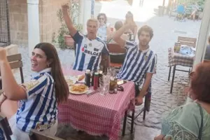 Mε 200 Βάσκους στην Λευκωσία η Σοσιεδάδ - "Θέλουμε να κερδίσουμε την Ομόνοια" (φώτος)
