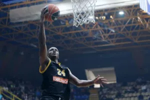 «Η ΑΕΚ είναι ομάδα μαχητών!»