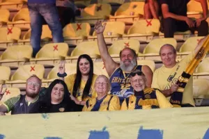 (Φωτορεπορτάζ) Ο κόσμος στο Τσίρειο
