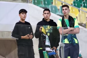 (Φωτορεπορτάζ) Οι φίλοι της ΑΕΚ στην "Αρένα"