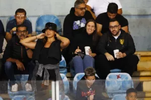 (Φωτορεπορτάζ) Ο κόσμος στο Τσίρειο