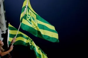 (Φωτορεπορτάζ) Ο κόσμος στην "ΑΡΕΝΑ"