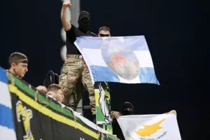 (Φωτορεπορτάζ) Οι φίλοι της ΑΕΚ στην "Αρένα"