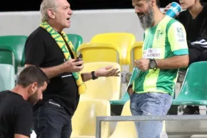 (Φωτορεπορτάζ) Ο κόσμος στην "ΑΡΕΝΑ"
