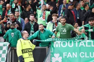 (ΦΩΤΟΣ) Οι Ομονοιάτες στο Old Trafford 