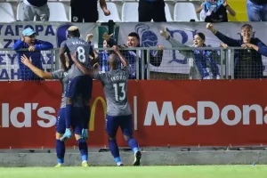 Παρακαλώ 17-2!!!