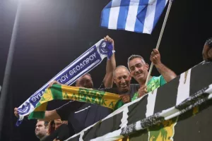(Φωτορεπορτάζ) Οι φίλοι της ΑΕΚ στην "Αρένα"