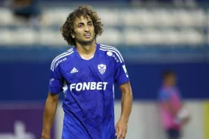 ΩΡΑ Amr Warda