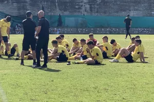 (Φωτορεπορτάζ Κ16) Ομόνοια - ΑΕΛ