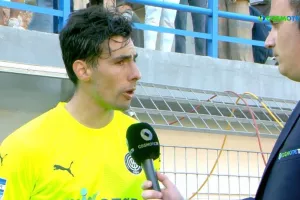 Βούρκωσε ο Βούρος και απολογήθηκε: "Αυτή η ήττα μας προσβάλλει!"