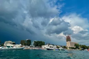 Tετάρτη... με τη βοήθεια και του αέρα (φώτος)