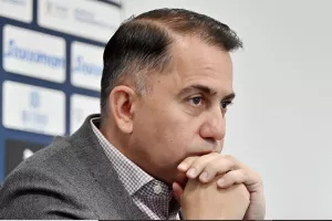 Αποκλείεται... (Απόλλων)