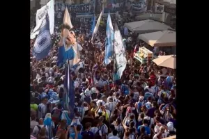 Πάρτι στους δρόμους της Ντόχα από τους Αργεντινούς