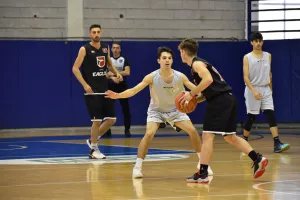 Εύκολες νίκες για τα Πανεπιστήμια Λευκωσίας και Κύπρου