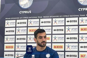 Λαΐφης: "Να χτίσουμε μια ομάδα που να είναι ανταγωνιστική για 90 λεπτά"