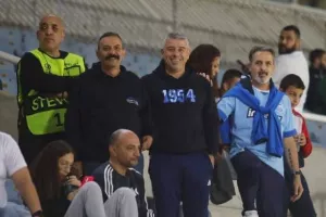 Ξανά... εκεί