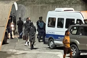 ΦΩΤΟΣ από την άφιξη στο... σπίτι