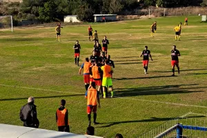 "Μόνο αυτοί που τολμούν να αποτύχουν παταγωδώς, μπορούν και να επιτύχουν μεγαλειωδώς"