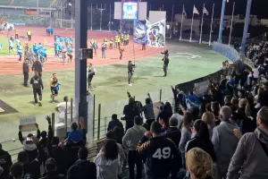 Οι φανέλες... στους Απολλωνίστες! (φώτος kerkida)