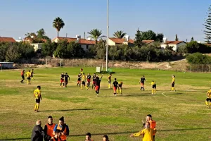 "Μόνο αυτοί που τολμούν να αποτύχουν παταγωδώς, μπορούν και να επιτύχουν μεγαλειωδώς"