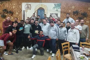 Αποχαιρέτησε Μούζουρο (φώτος)